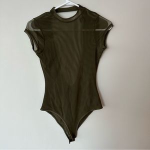 Green mesh short sleeve bodysuit small